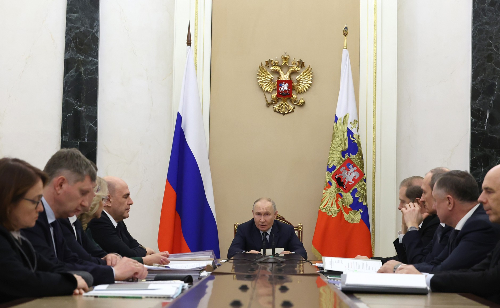 Президент обсудил экономические задачи на 2026 год