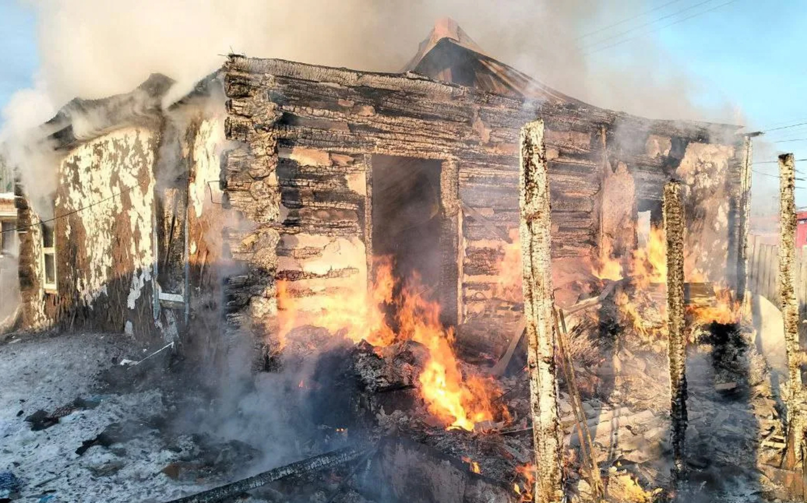 Сразу две многодетные семьи остались без крыши над головой в Башкирии