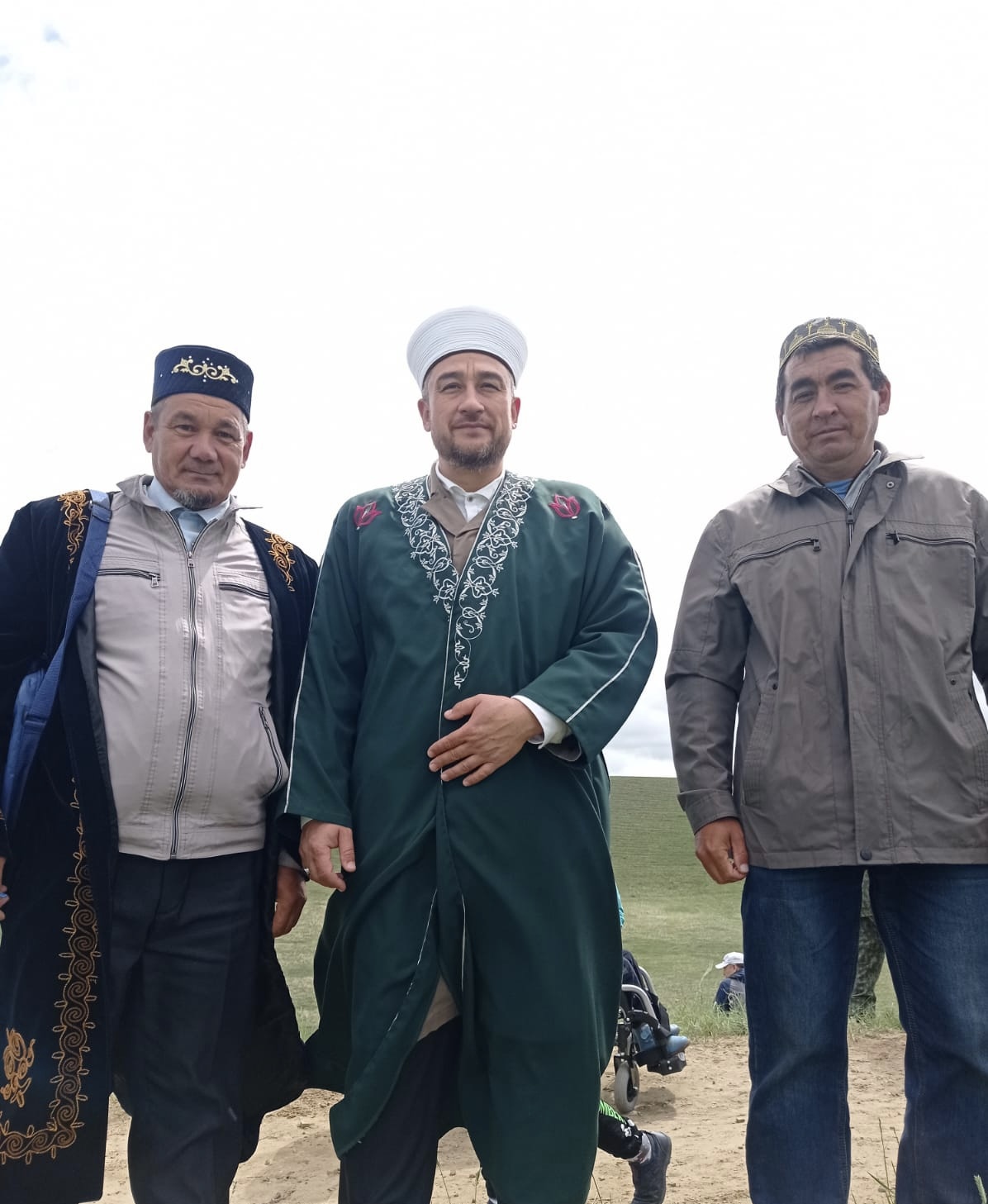 Собрание мусульман на горе Нарыстау