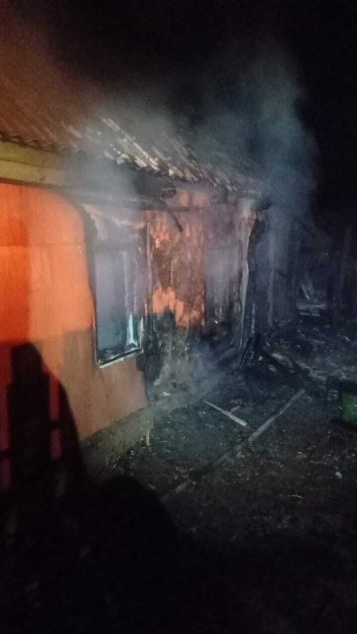 В ночном пожаре в Чишминском районе погиб мужчина