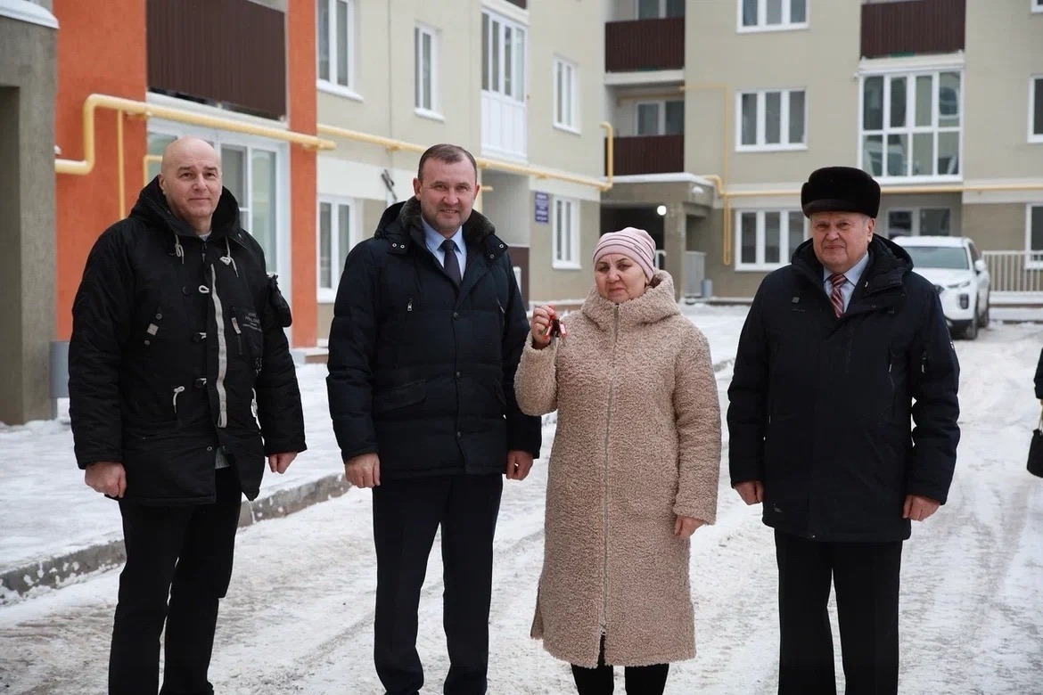 В канун праздника 14 семей получили ключи от новых квартир в Башкирии