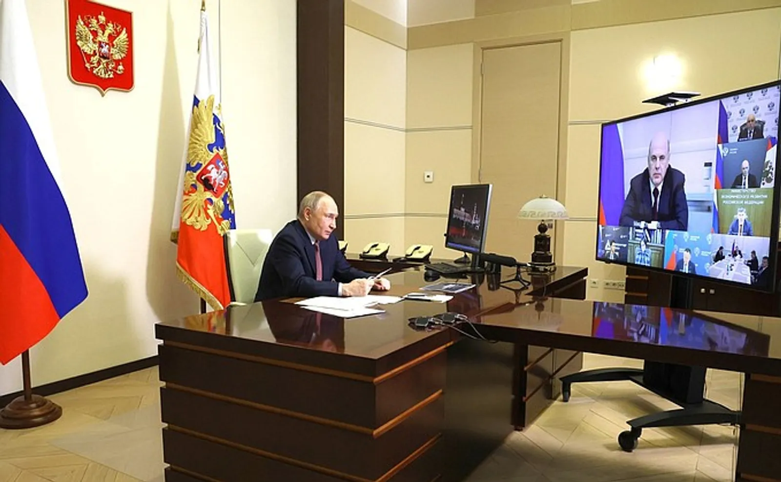 Президент Владимир Путин обозначил задачи для экономического роста
