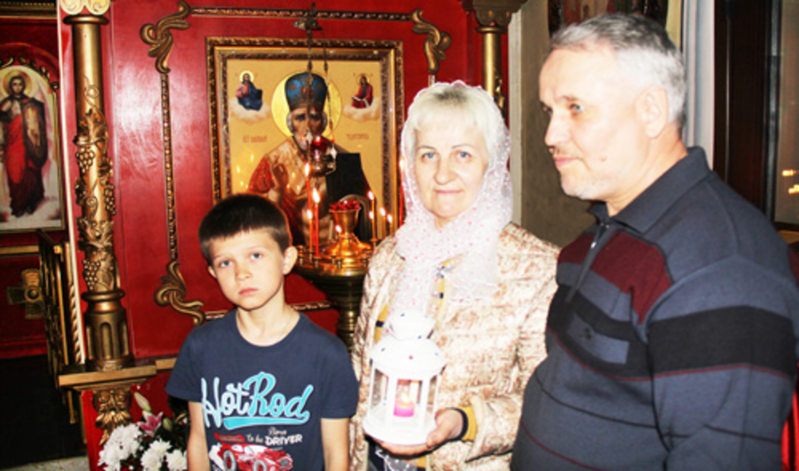 Н. Покотило  Олег и Татьяна Шиловы с сыном Никитой.