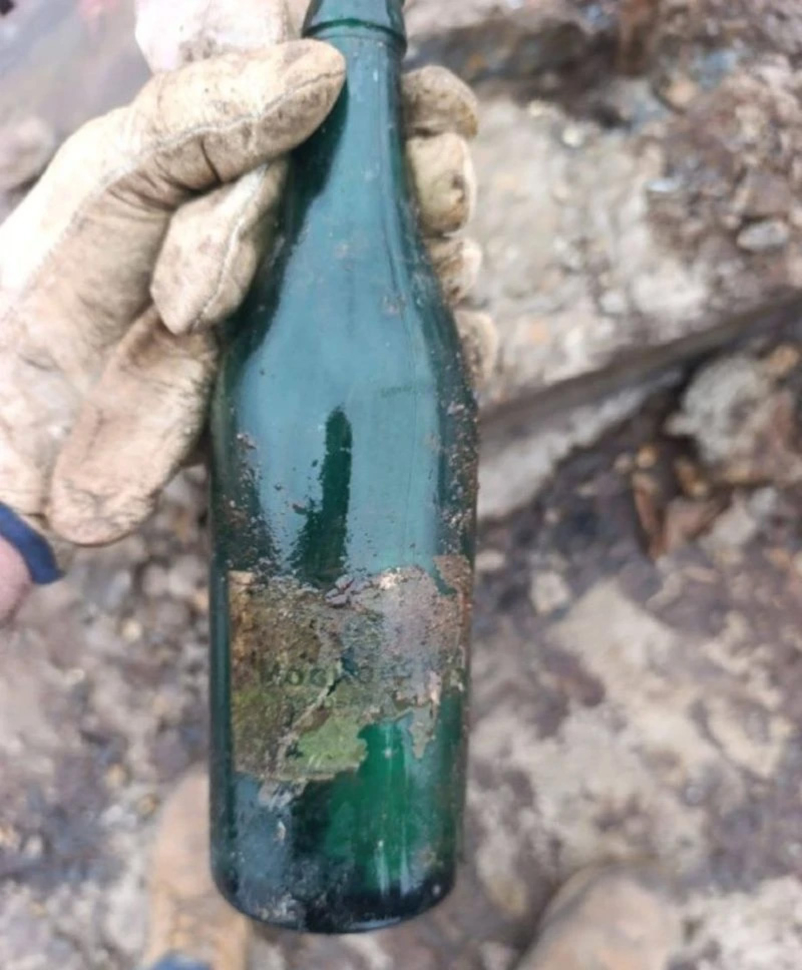 Кто оставил записку под памятником Салавату Юлаеву? Секрет раскрыт!