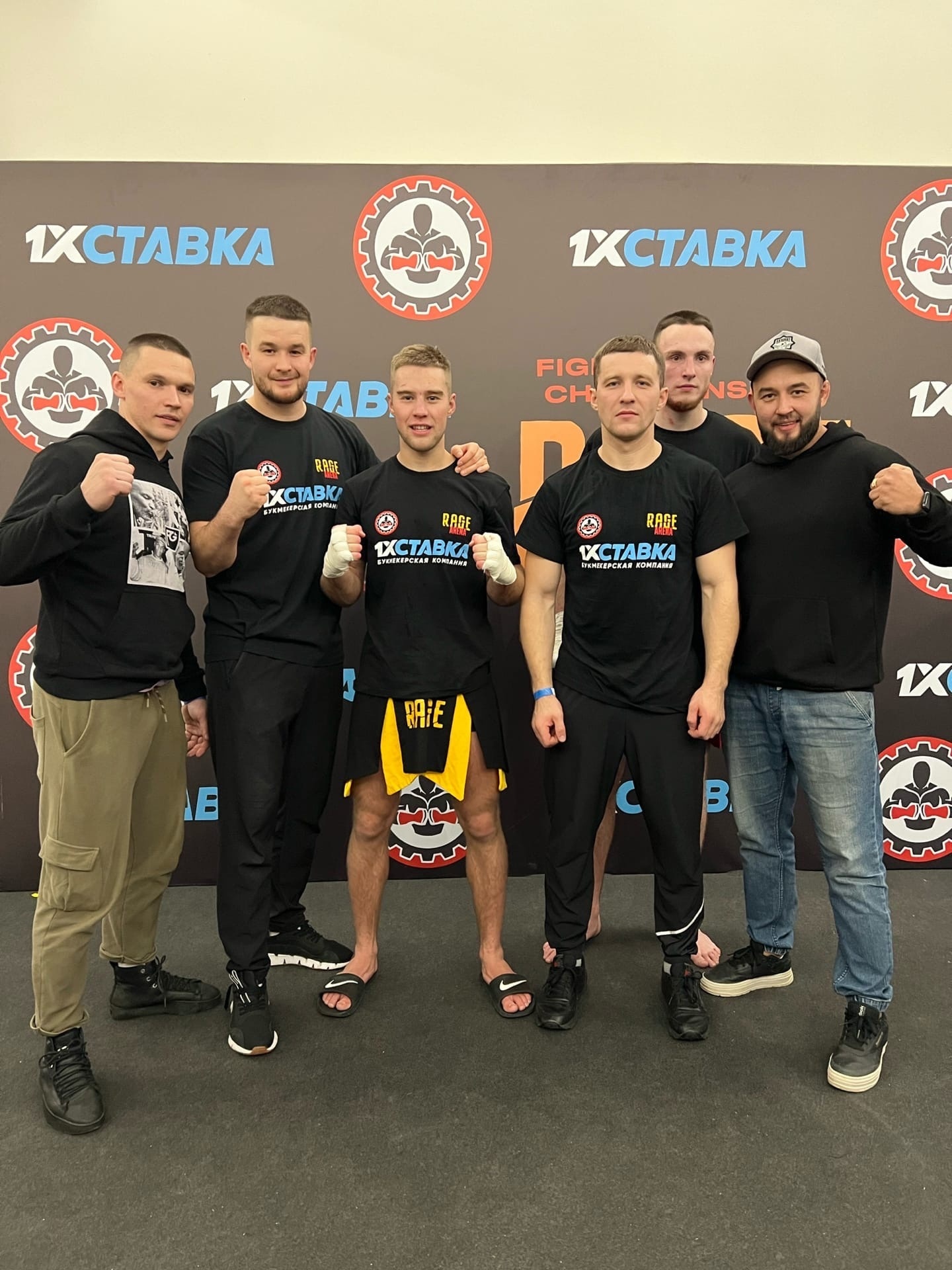 Чишминские кикбоксеры победили на профессиональном турнире RAGE Arena в Москве