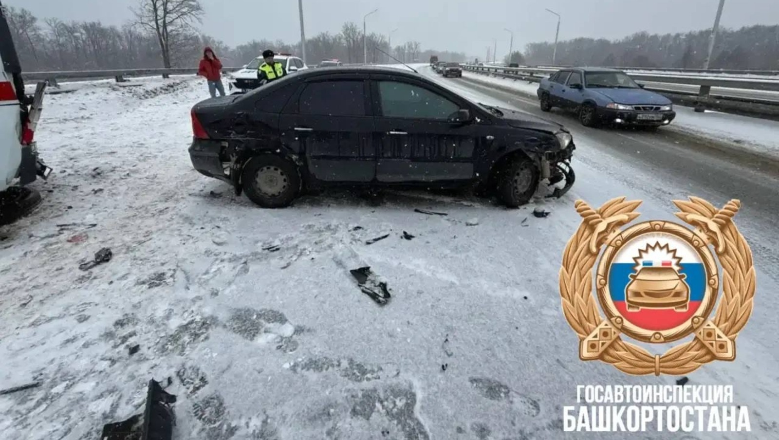 В Уфе столкнулись четыре автомобиля, включая «скорую»: есть пострадавшие