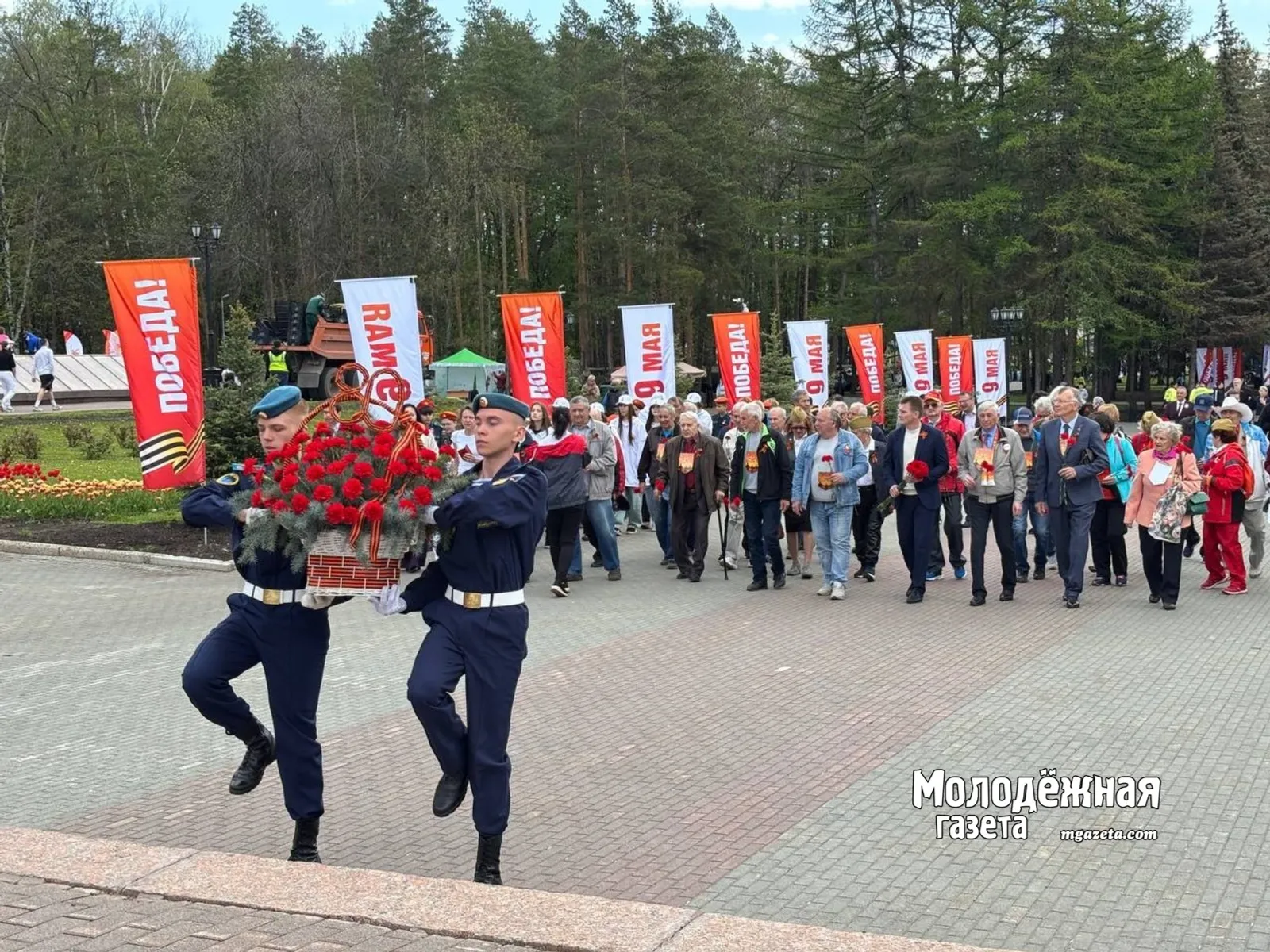 Студенты колледжей Уфы пробежали в Эстафете Победы