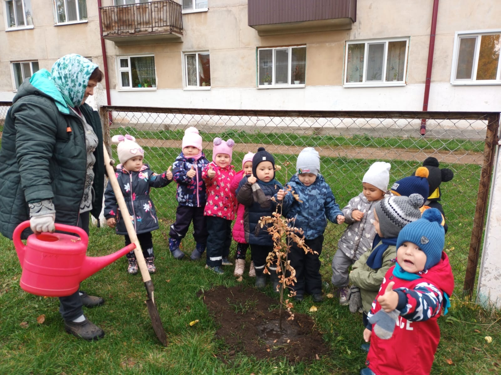 Воспитанники детского сада "Родничок" участвовали в акции "Зеленая Башкирия"