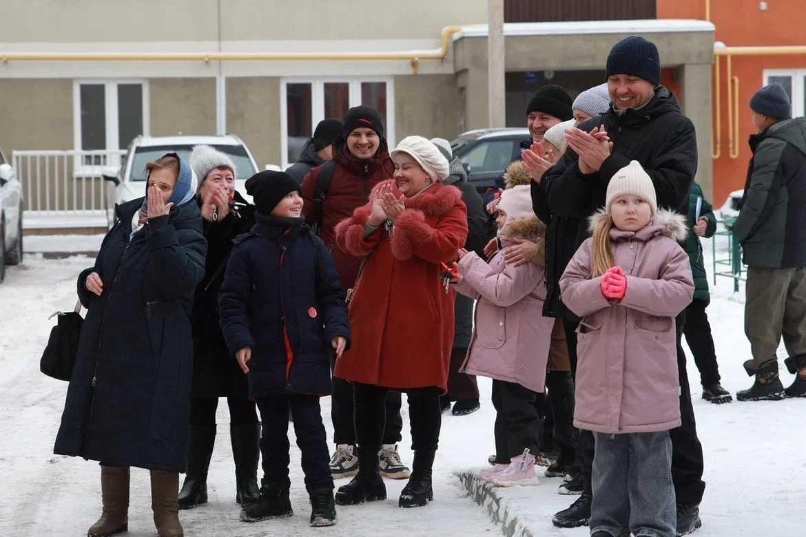 В канун праздника 14 семей получили ключи от новых квартир в Башкирии