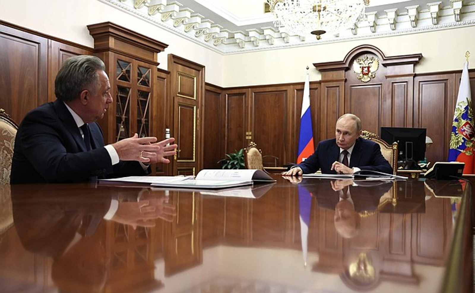 В Кремле прошла встреча Президента России с гендиректором «ДОМ.РФ»