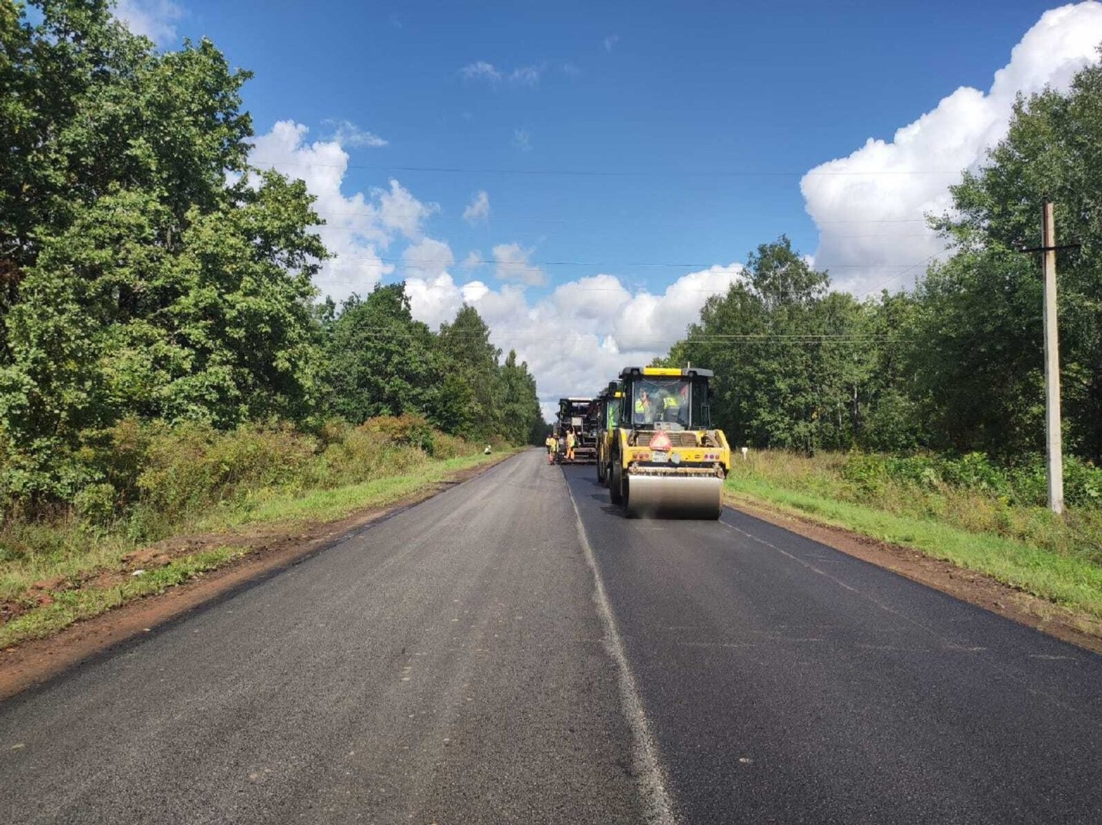 В Башкирии ремонтируют региональную дорогу