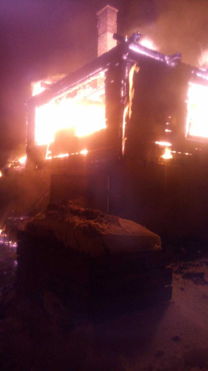 При пожаре в Чишминском районе полностью сгорел дом