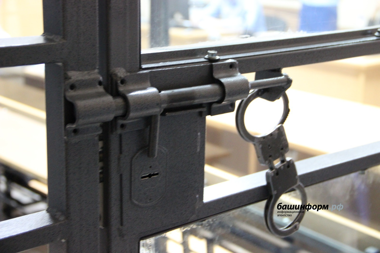 Нарушитель ПДД вместо себя отправил под арест своего знакомого в Башкирии