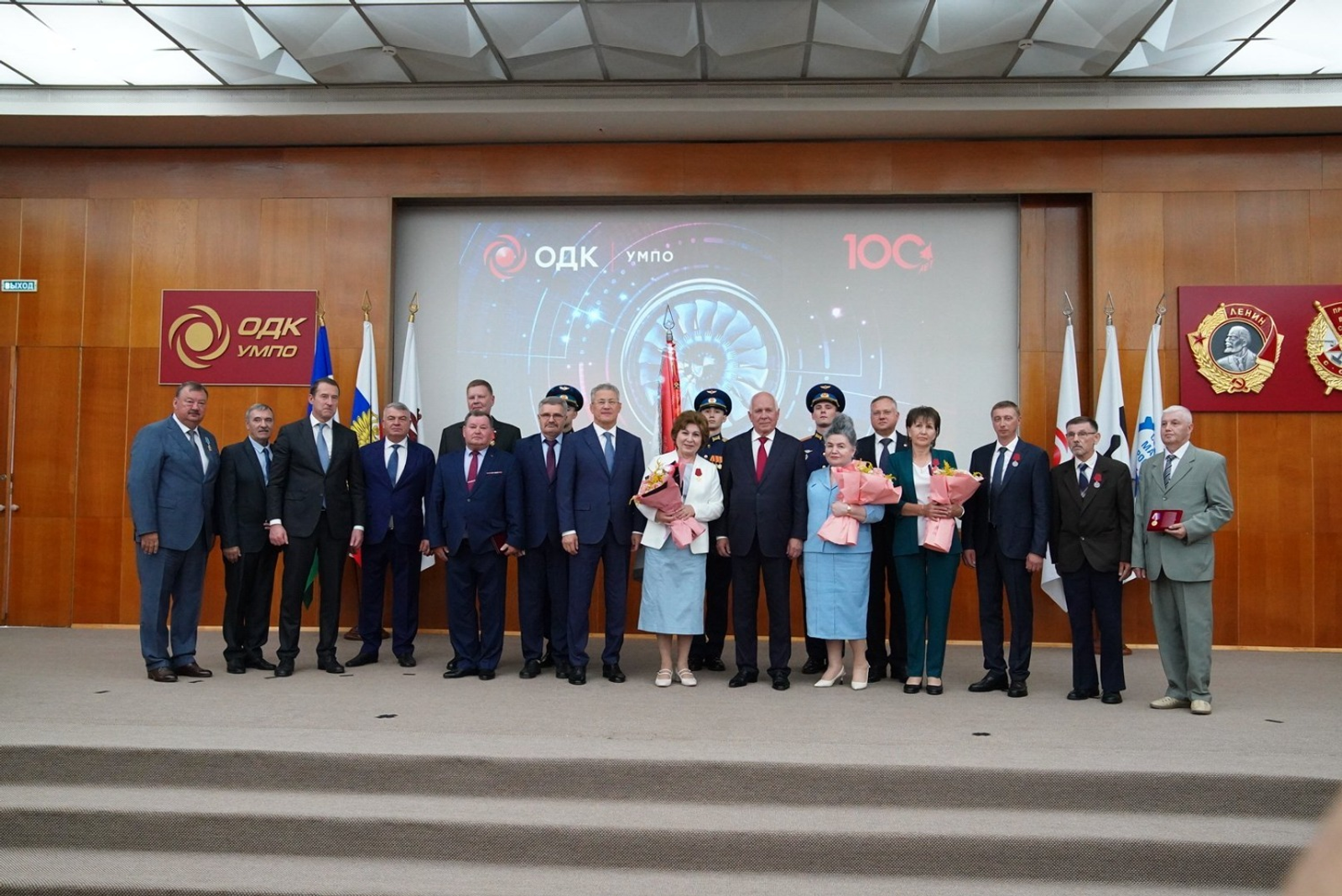 Коллектив ОДК-УМПО награжден орденом Александра Невского