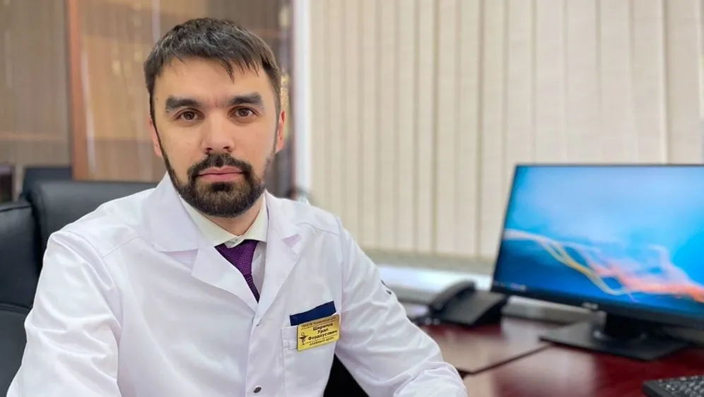 Главный врач Чишминской ЦРБ Урал Шарипов
