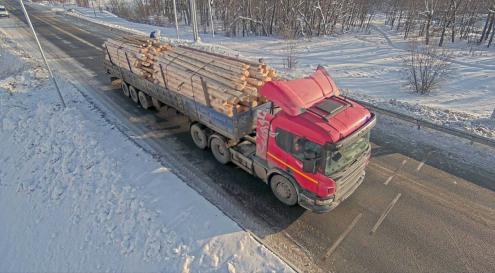 Весенние ограничения для большегрузов 2024 в беларуси. Запрет передвижения большегрузов. Фура большегруз. 30 Тонный автомобиль. Ограничение движения грузового транспорта.
