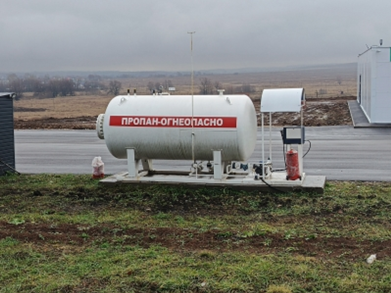 Предупредите детей: на улице ничего не поднимать