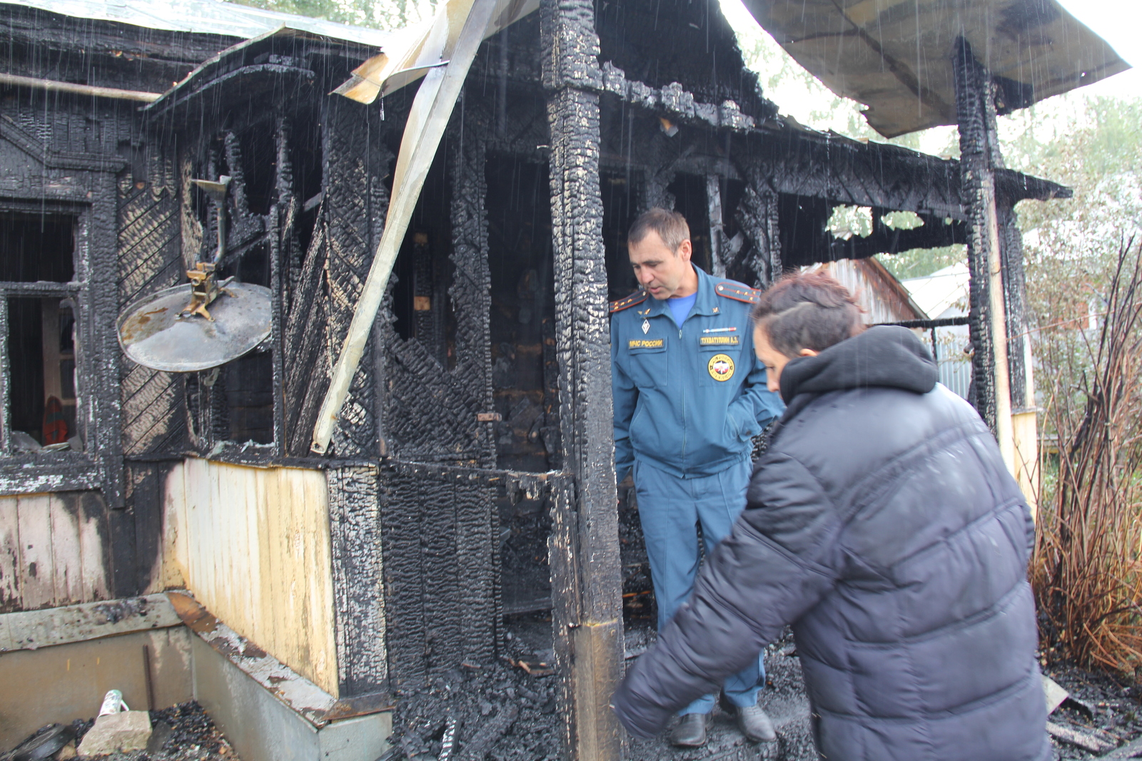 В Башкирии мать с тремя детьми спаслись от пожара выбравшись через окно