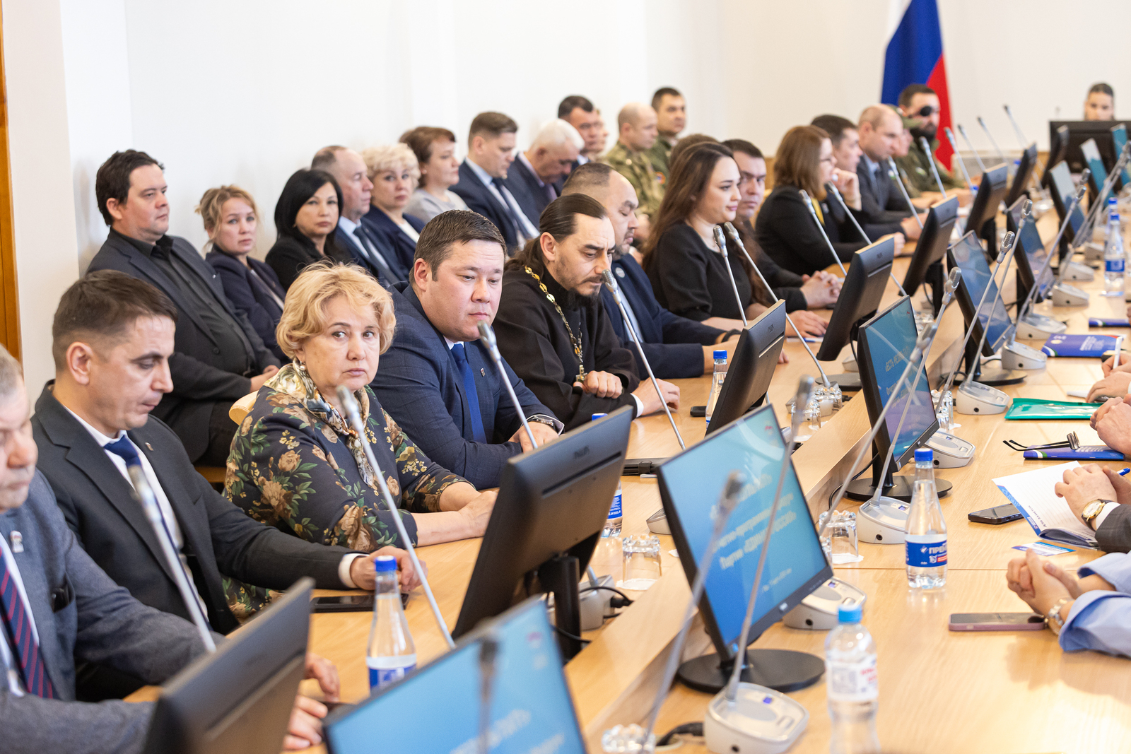 В Уфе обсудили меры по возвращению участников СВО в мирную жизнь