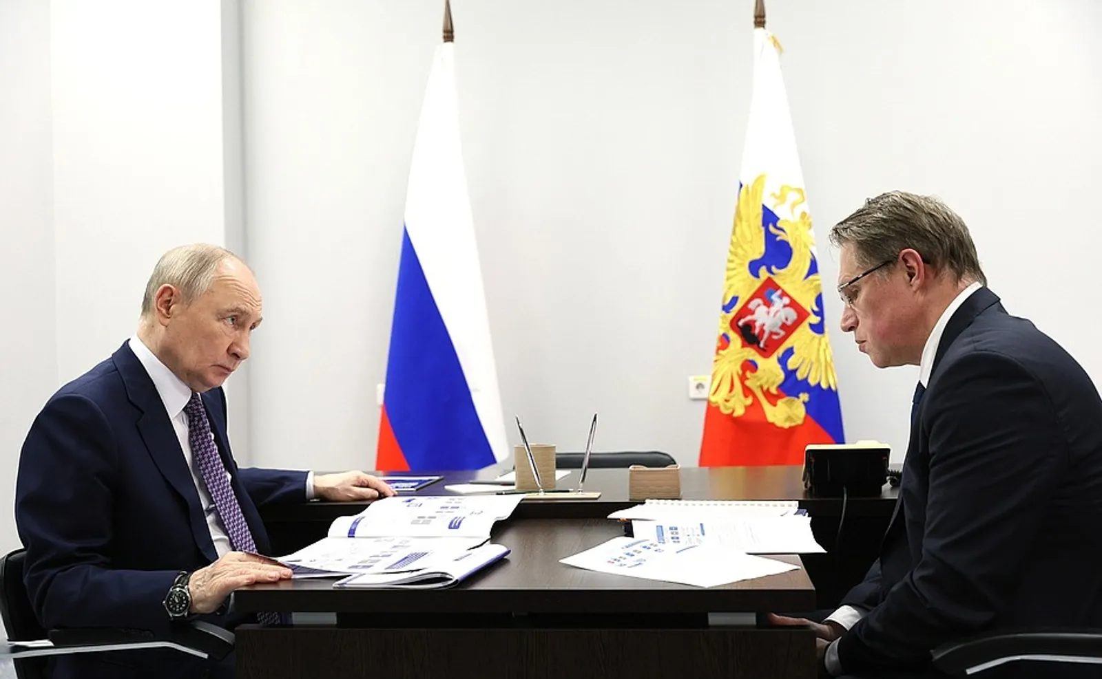 Владимир Путин обсудил с Михаилом Мурашко развитие здравоохранения в стране